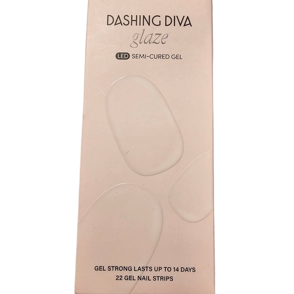 Dashing Diva Glaze Semi-Cured Gel & Mini LED Lamp•22 Nail Strips - Picture 3 of 5